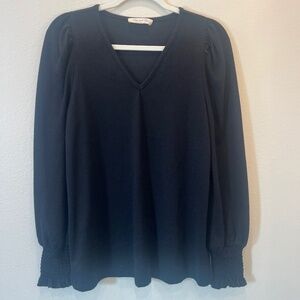 Doe & Rae Black V-Neck Sweater with Puffy Long Sleeves Size Small